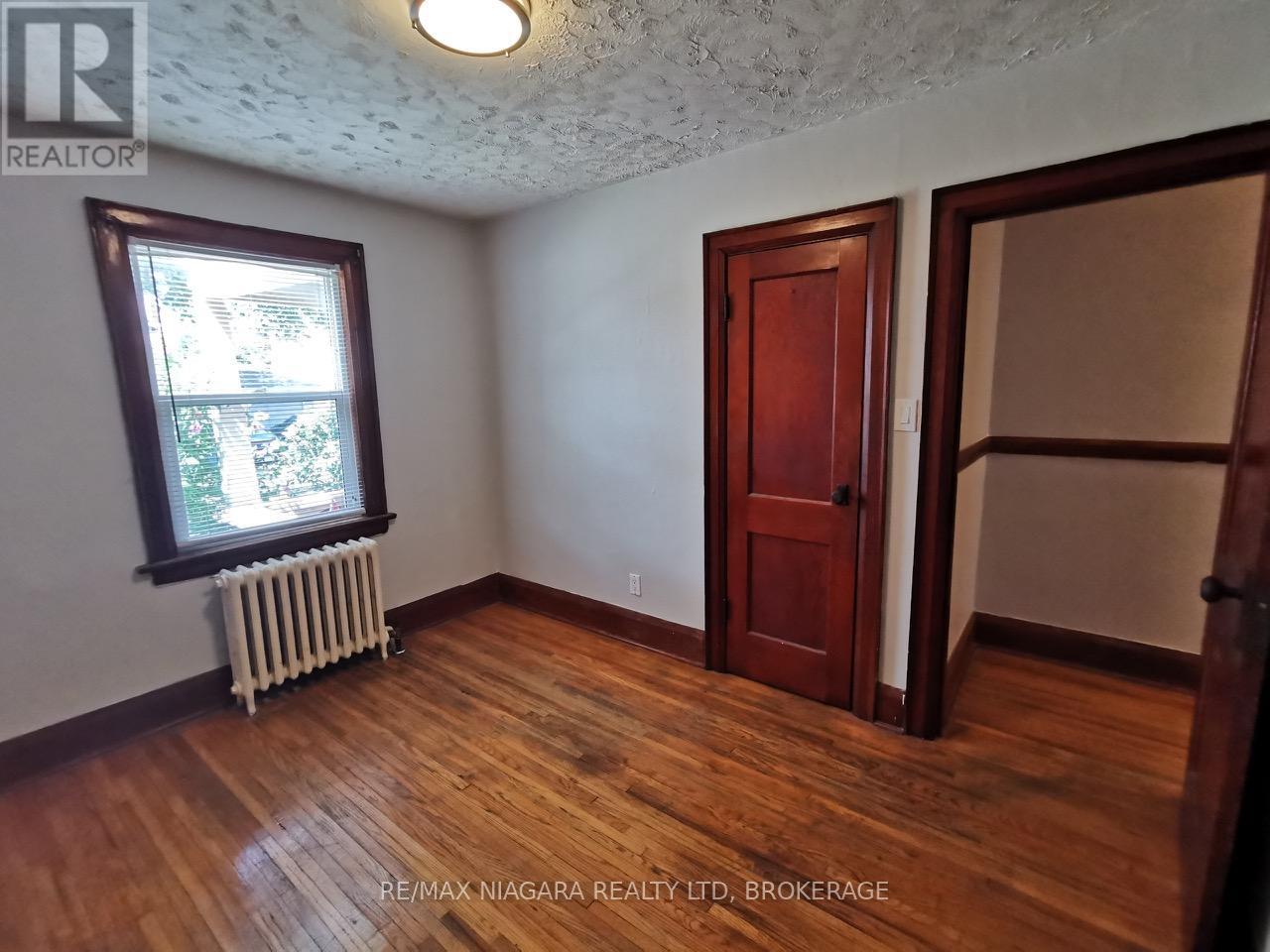 5078-5086 Fifth Avenue, Niagara Falls, Ontario  L2E 4S5 - Photo 14 - X12440874
