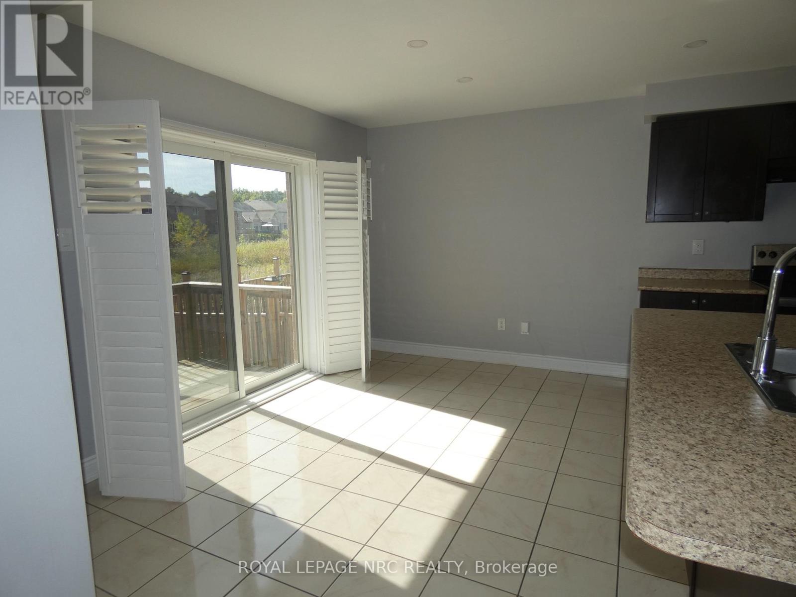 7857 Sassafras Trail, Niagara Falls, Ontario  L2H 0N6 - Photo 10 - X12441316