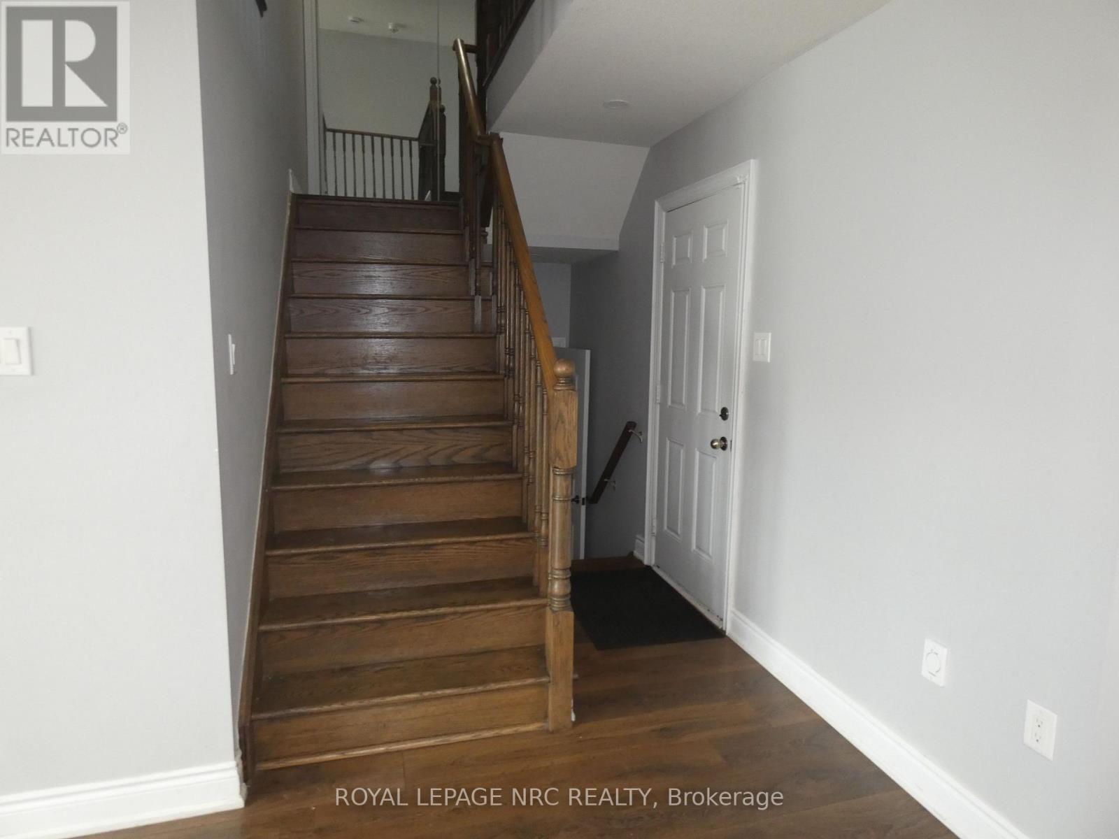 7857 Sassafras Trail, Niagara Falls, Ontario  L2H 0N6 - Photo 6 - X12441316