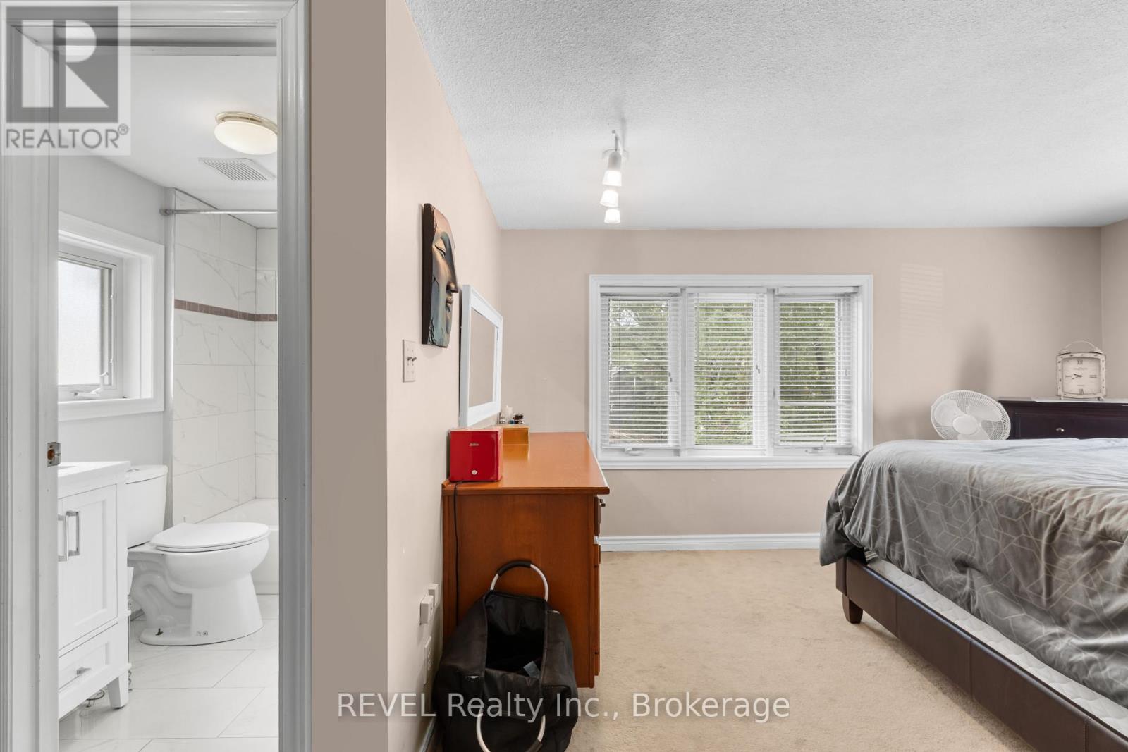 32 Bay Avenue, Welland, Ontario  L3B 3G6 - Photo 17 - X12441570