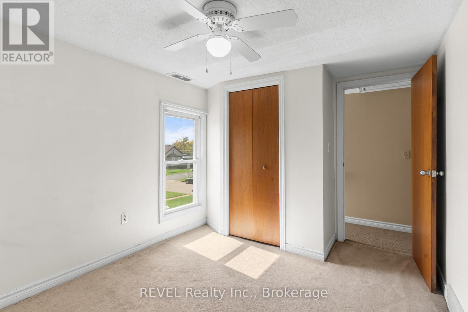 32 Bay Avenue, Welland, Ontario  L3B 3G6 - Photo 19 - X12441570