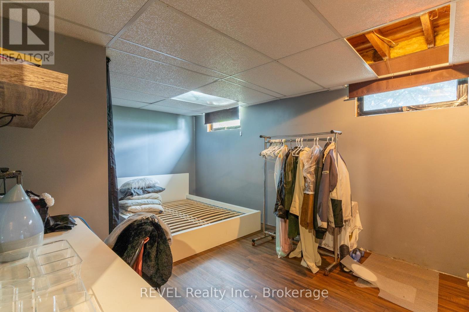 32 Bay Avenue, Welland, Ontario  L3B 3G6 - Photo 24 - X12441570