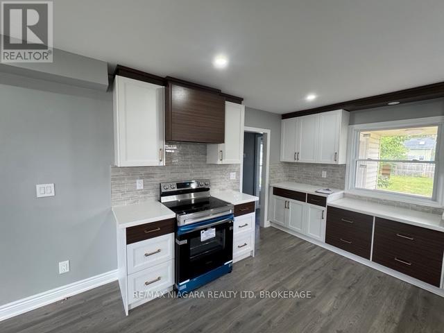 2505 Stevensville Road, Fort Erie, Ontario  L0S 1S0 - Photo 14 - X12442032