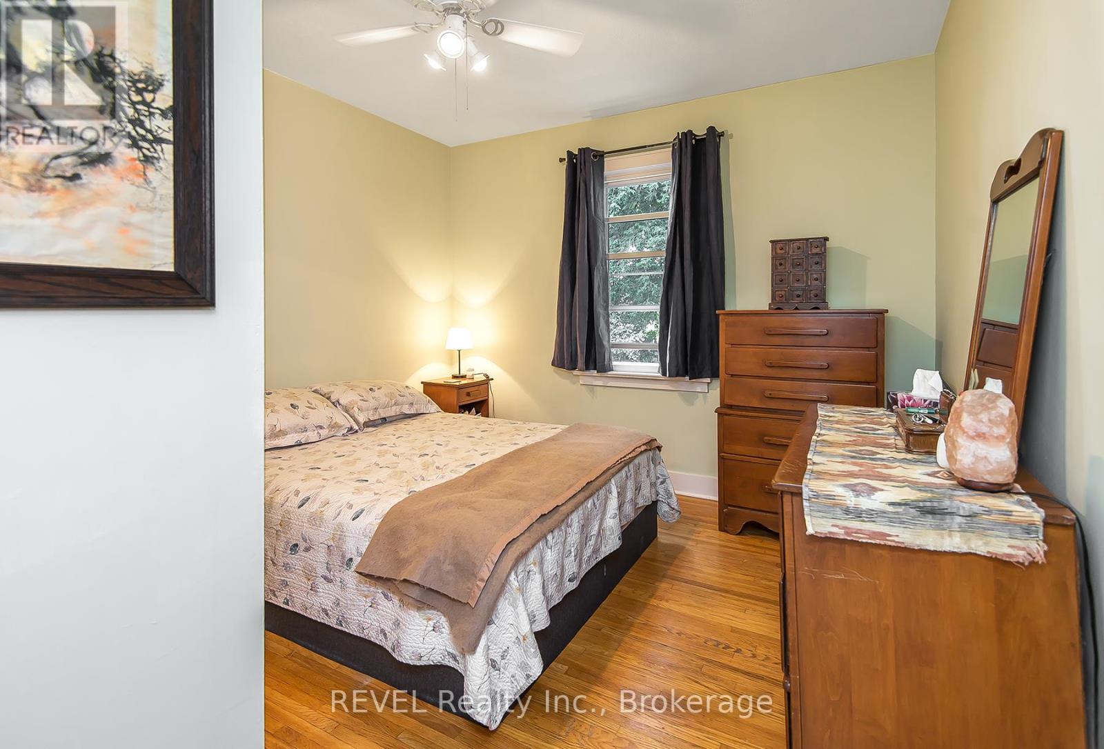 6510 Culp Street, Niagara Falls, Ontario  L2G 2C1 - Photo 12 - X12442609