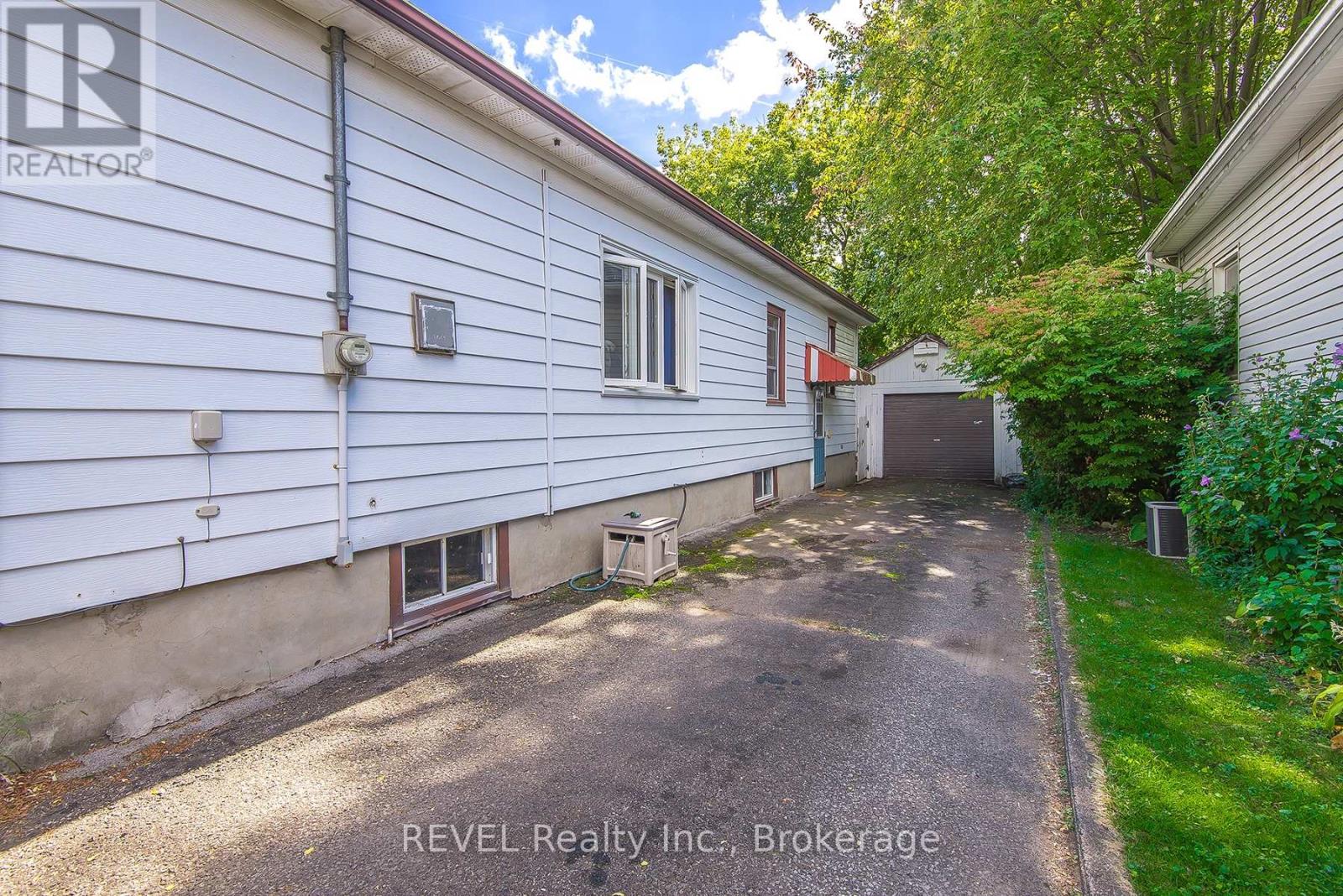 6510 Culp Street, Niagara Falls, Ontario  L2G 2C1 - Photo 24 - X12442609