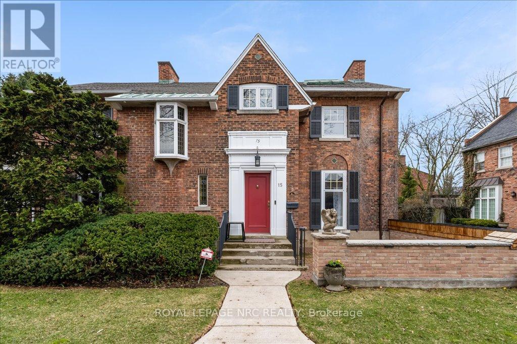 15 TRAFALGAR STREET, St. Catharines, Ontario