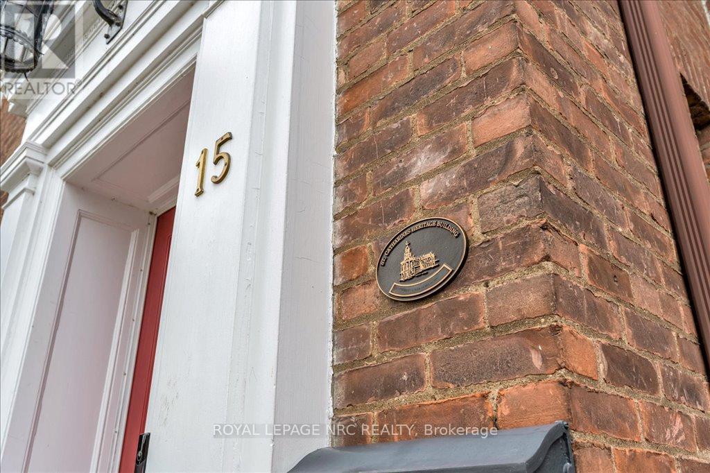 15 Trafalgar Street, St. Catharines, Ontario  L2R 3L9 - Photo 14 - X12443497