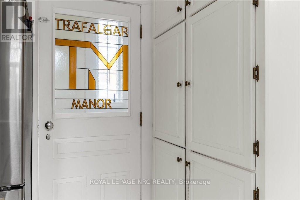 15 Trafalgar Street, St. Catharines, Ontario  L2R 3L9 - Photo 28 - X12443497