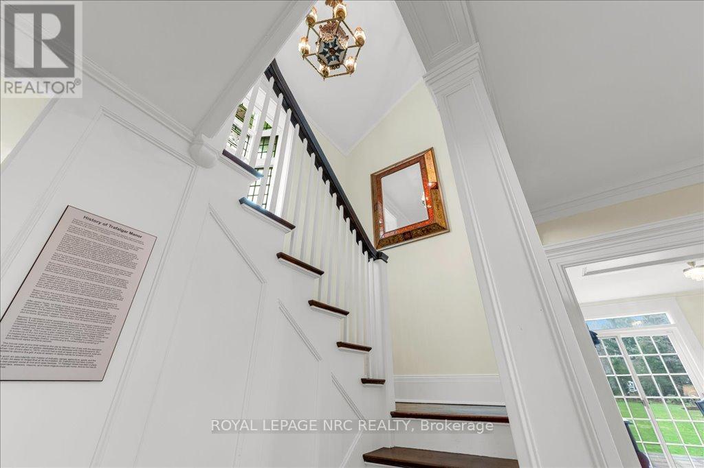 15 Trafalgar Street, St. Catharines, Ontario  L2R 3L9 - Photo 33 - X12443497