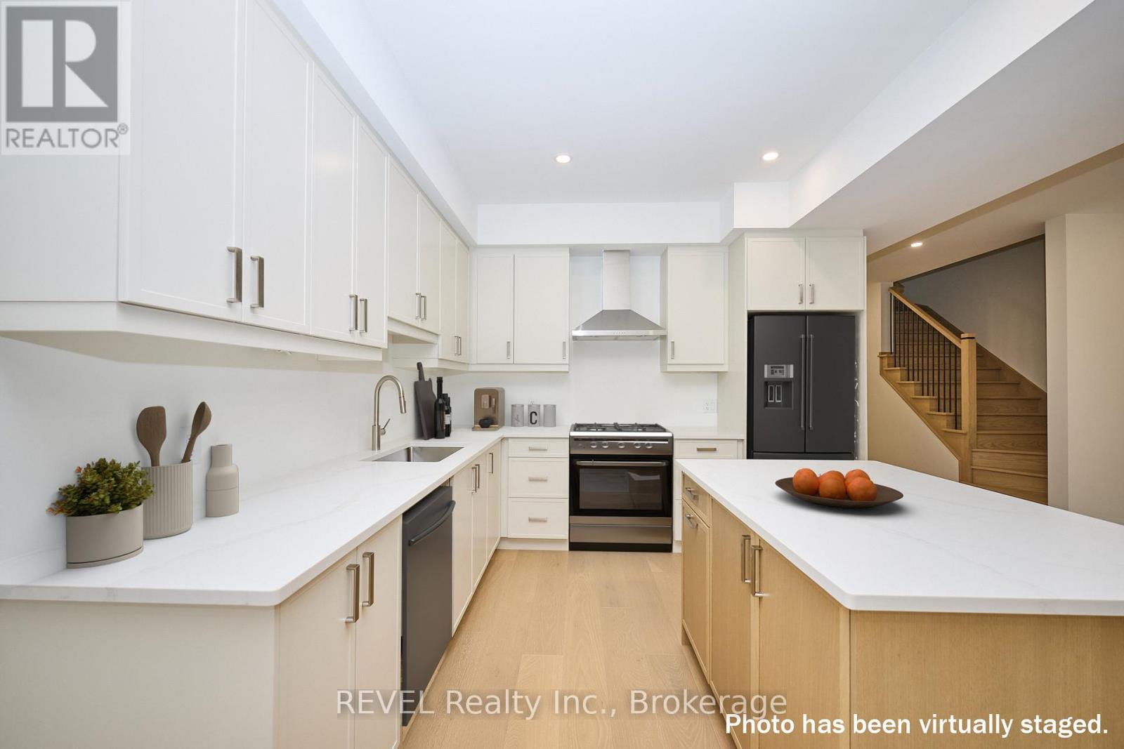 7437 Matteo Drive, Niagara Falls, Ontario  L2H 3T3 - Photo 8 - X12443954