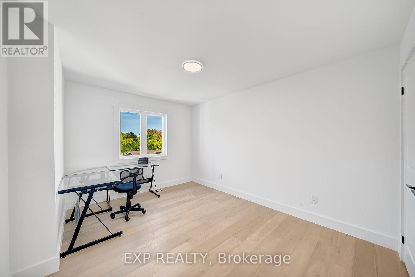 210 Morton Street, Thorold, Ontario  L2V 1C7 - Photo 16 - X12444205