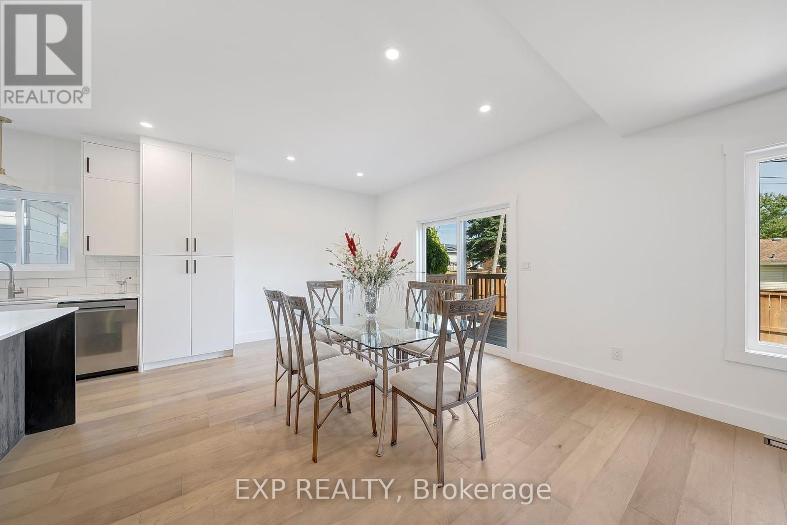 210 Morton Street, Thorold, Ontario  L2V 1C7 - Photo 9 - X12444205