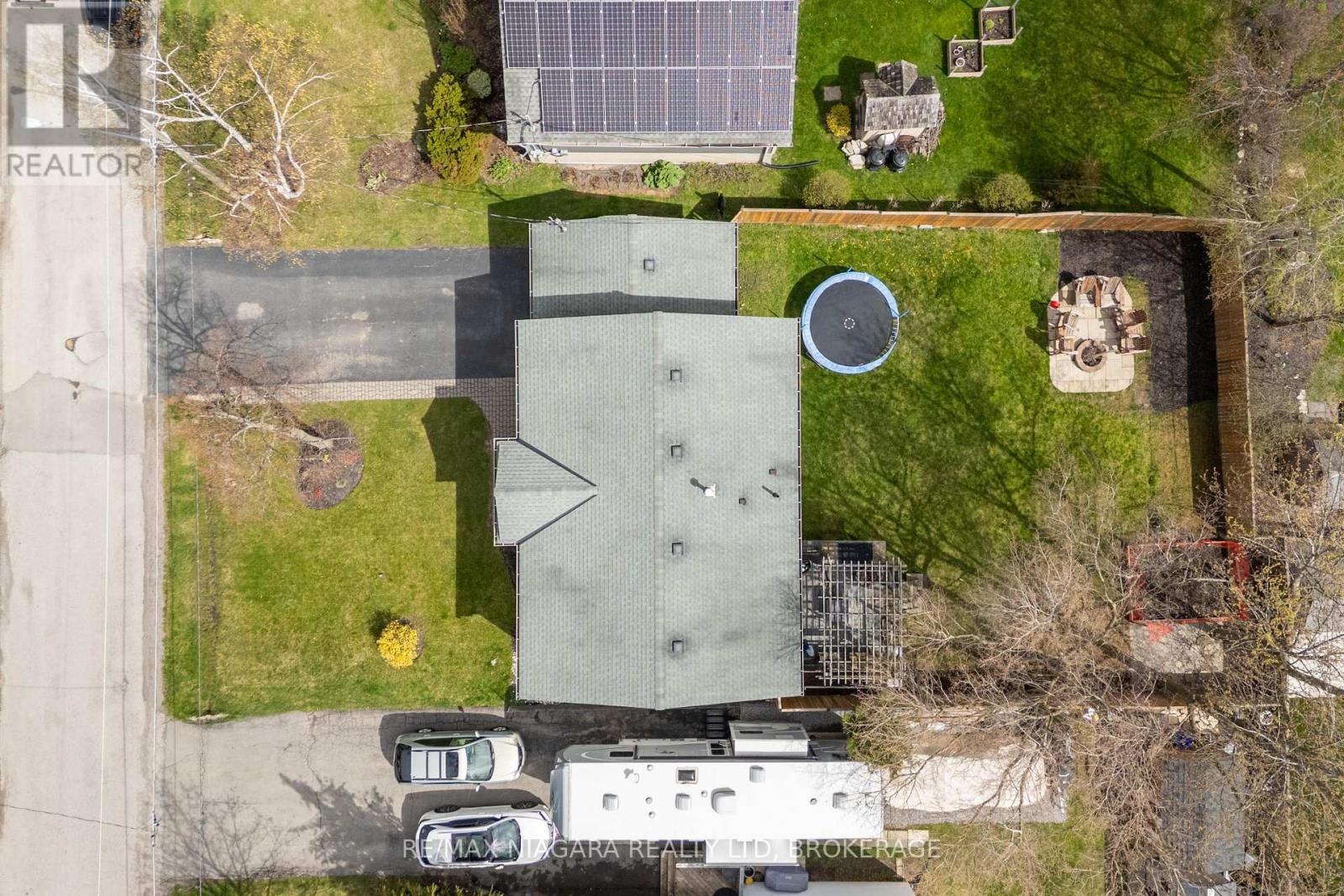 44 Maple Leaf Avenue S, Fort Erie, Ontario  L0S 1N0 - Photo 37 - X12445063