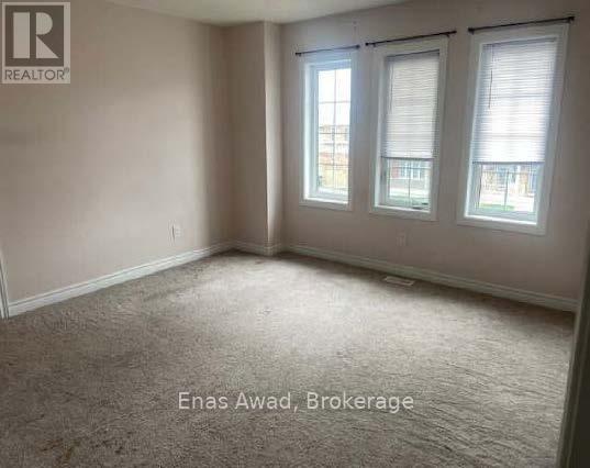 968 Green Street, Innisfil, Ontario  L0L 1W0 - Photo 14 - N12445132