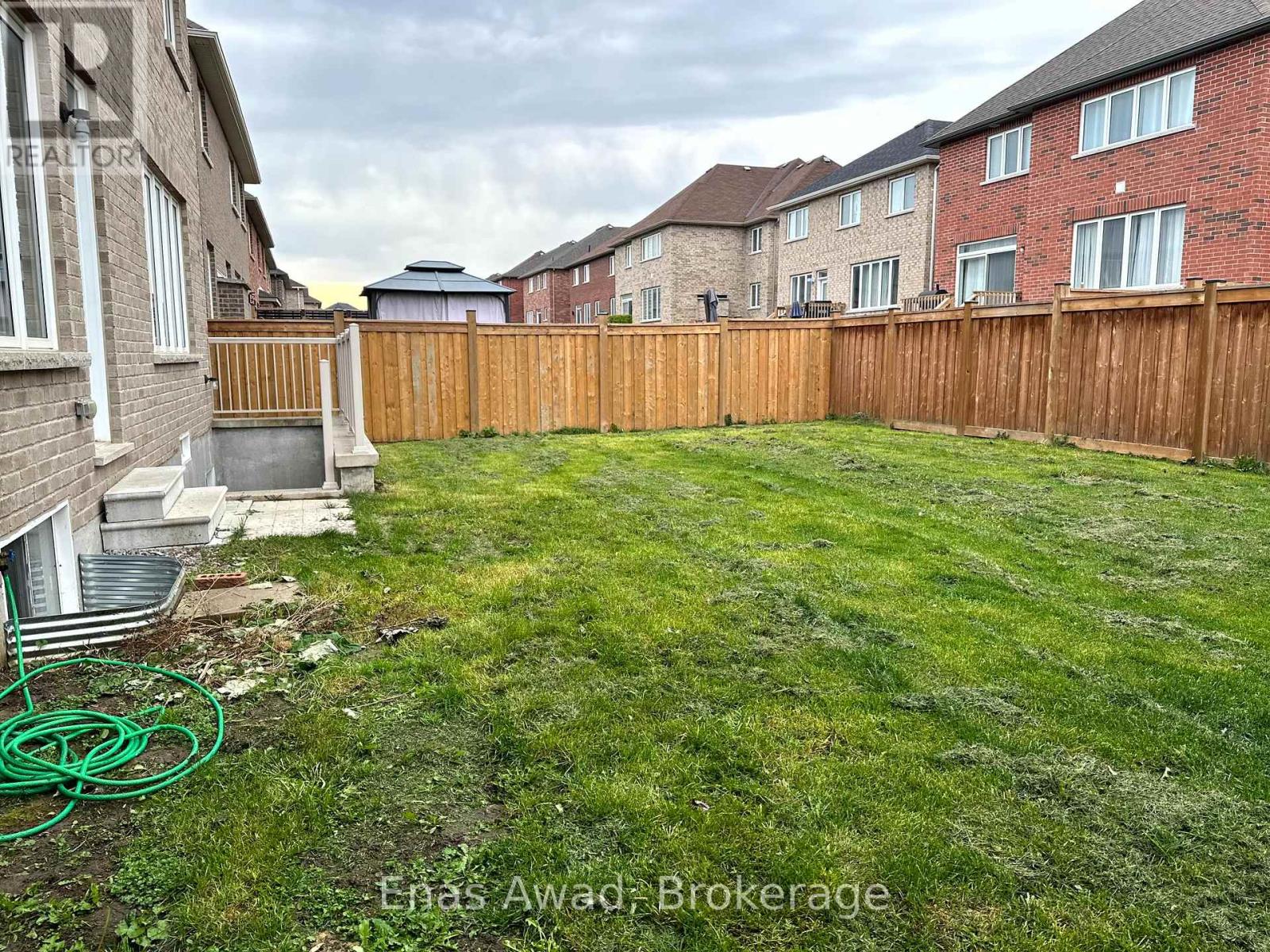 968 Green Street, Innisfil, Ontario  L0L 1W0 - Photo 26 - N12445132