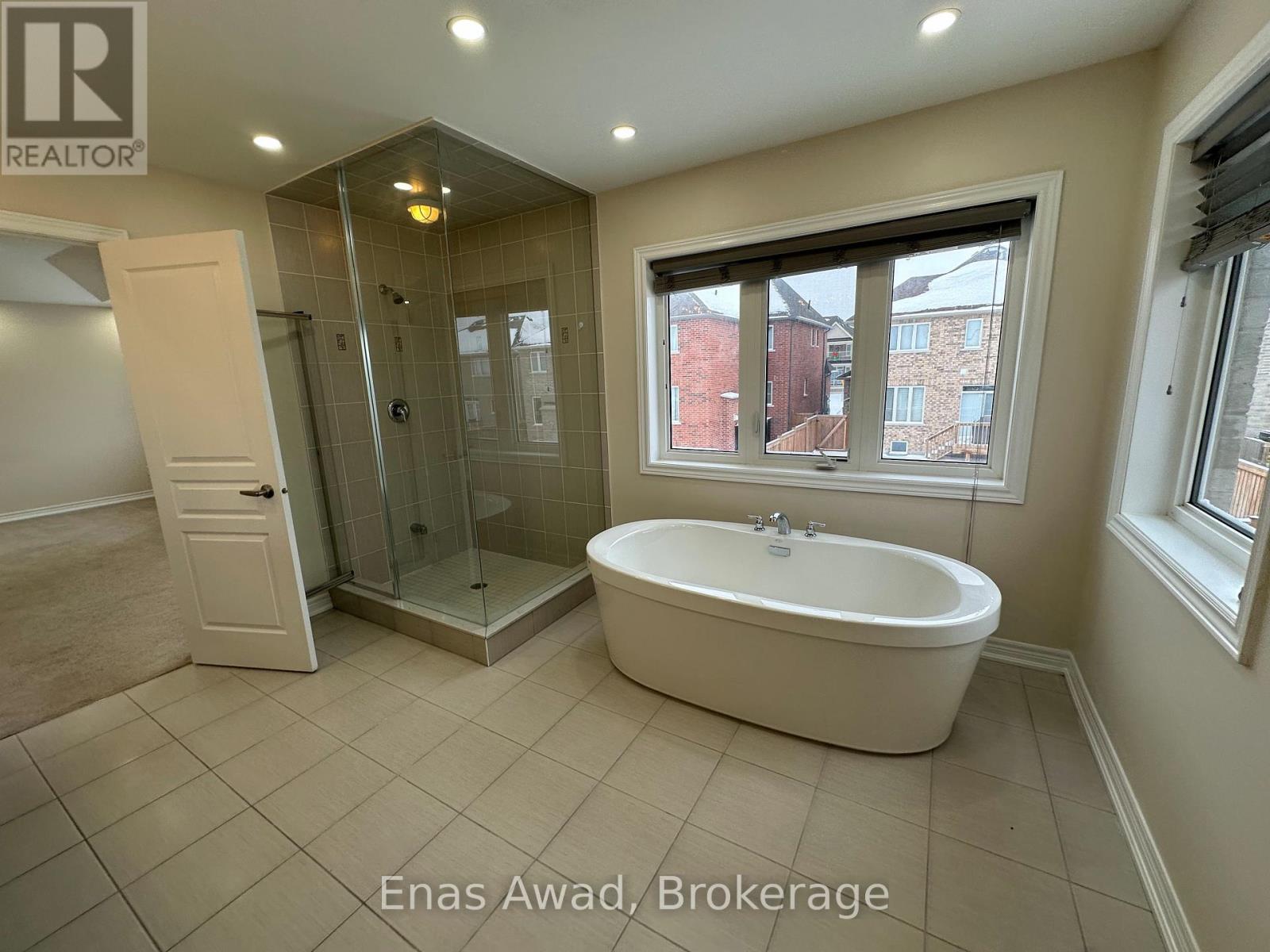 968 Green Street, Innisfil, Ontario  L0L 1W0 - Photo 32 - N12445132