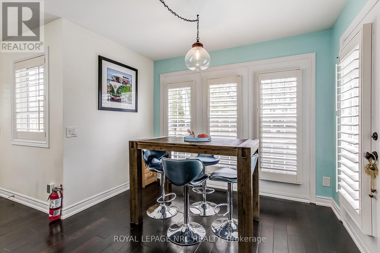 330 Gate Street, Niagara-On-The-Lake, Ontario  L0S 1J0 - Photo 10 - X12445194