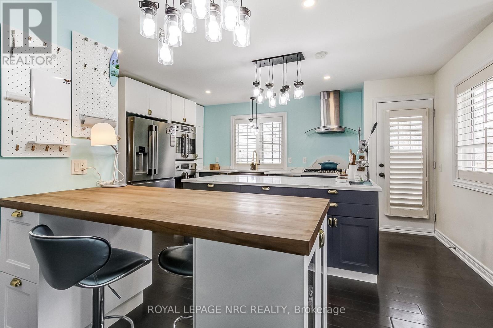 330 Gate Street, Niagara-On-The-Lake, Ontario  L0S 1J0 - Photo 9 - X12445194