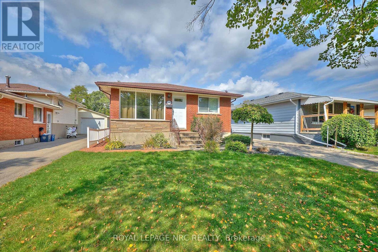 320 MORNINGSTAR STREET, Welland, Ontario