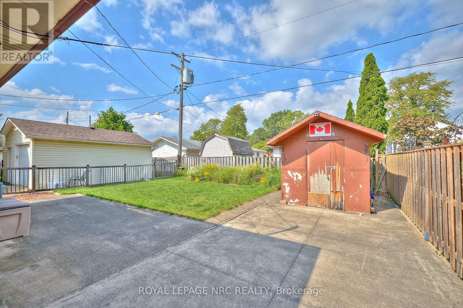 320 Morningstar Street, Welland, Ontario  L3B 5B3 - Photo 5 - X12445284