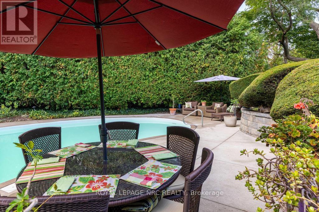 7 Christopher Street, Niagara-On-The-Lake, Ontario  L0S 1J0 - Photo 35 - X12445970