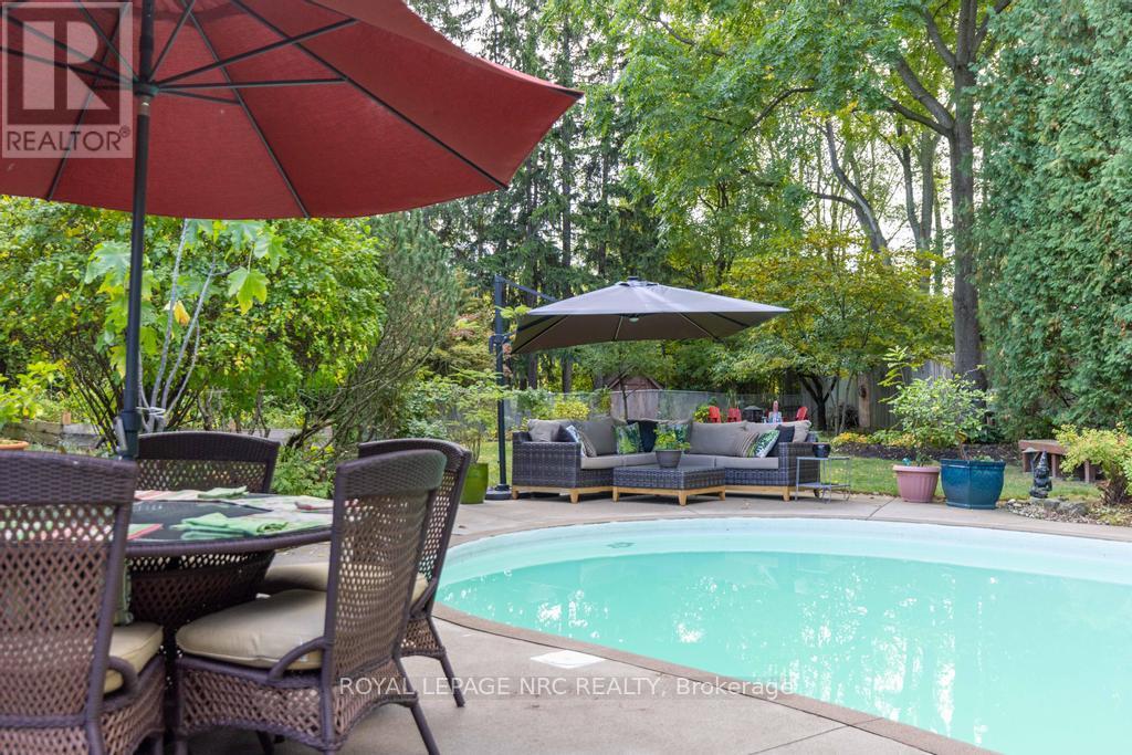 7 Christopher Street, Niagara-On-The-Lake, Ontario  L0S 1J0 - Photo 40 - X12445970