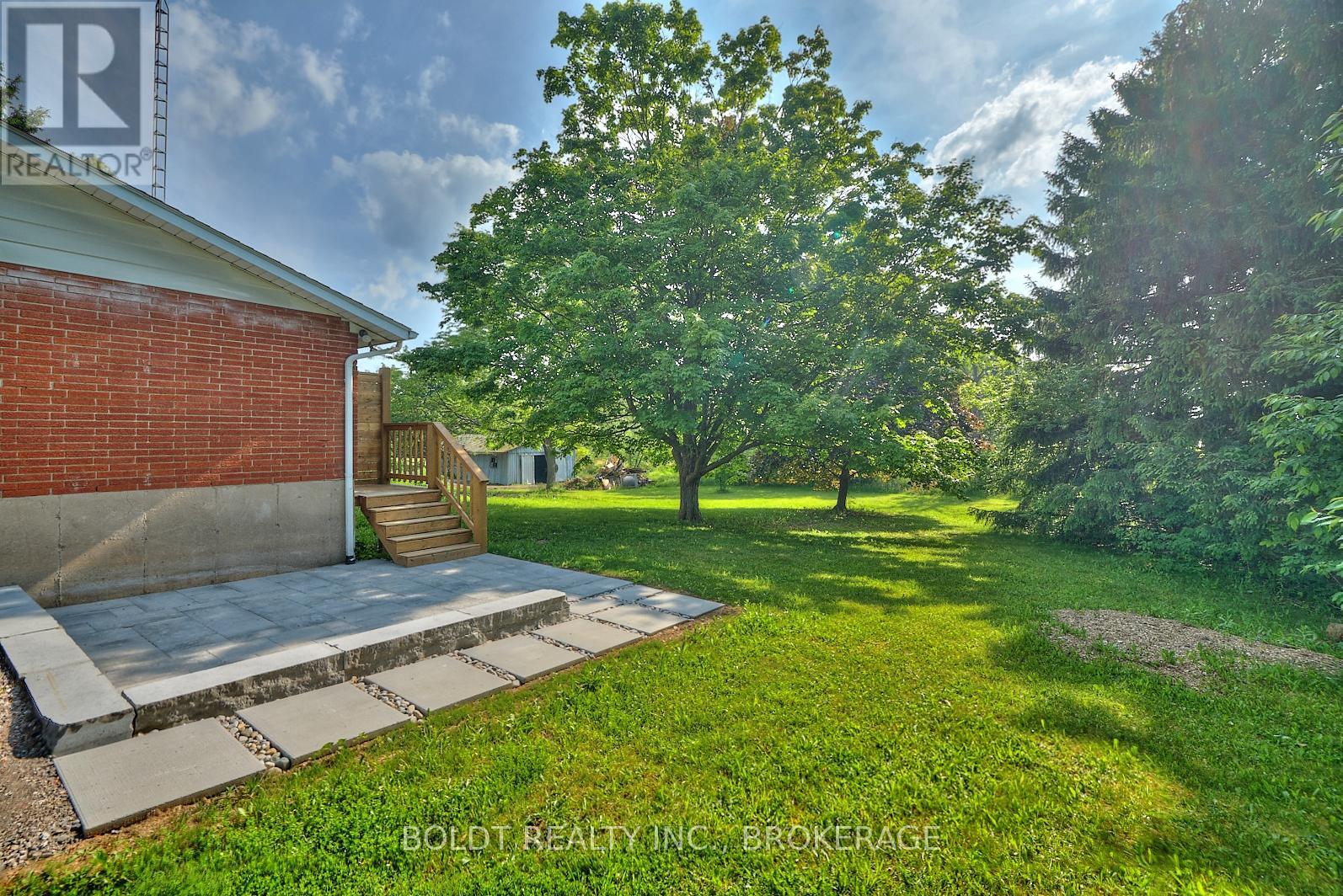 3305 Nineteenth Street, Lincoln, Ontario  L0R 1S0 - Photo 2 - X12446132