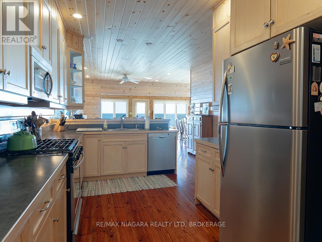 12895 Old Lakeshore Road W, Wainfleet, Ontario  L0S 1V0 - Photo 15 - X12446231