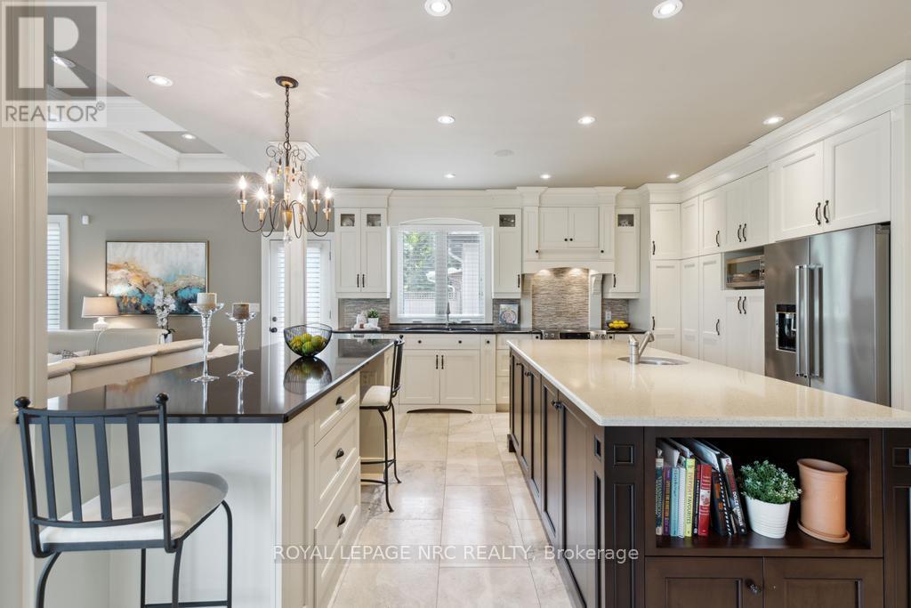 115 Riverdale Drive, St. Catharines, Ontario  L2R 4C1 - Photo 16 - X12446725