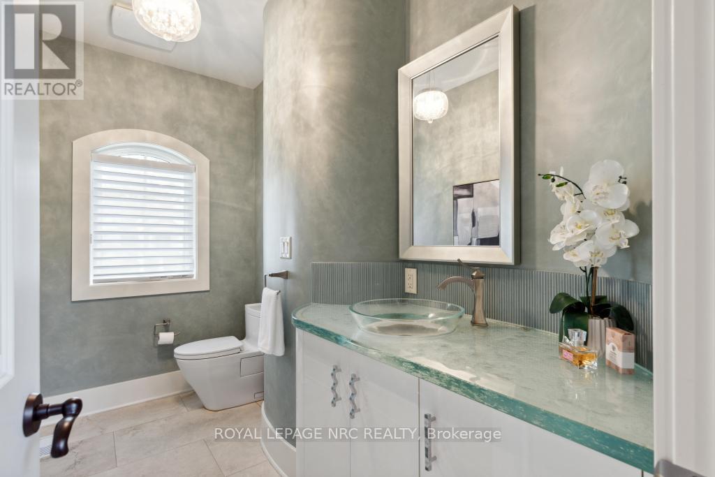 115 Riverdale Drive, St. Catharines, Ontario  L2R 4C1 - Photo 33 - X12446725