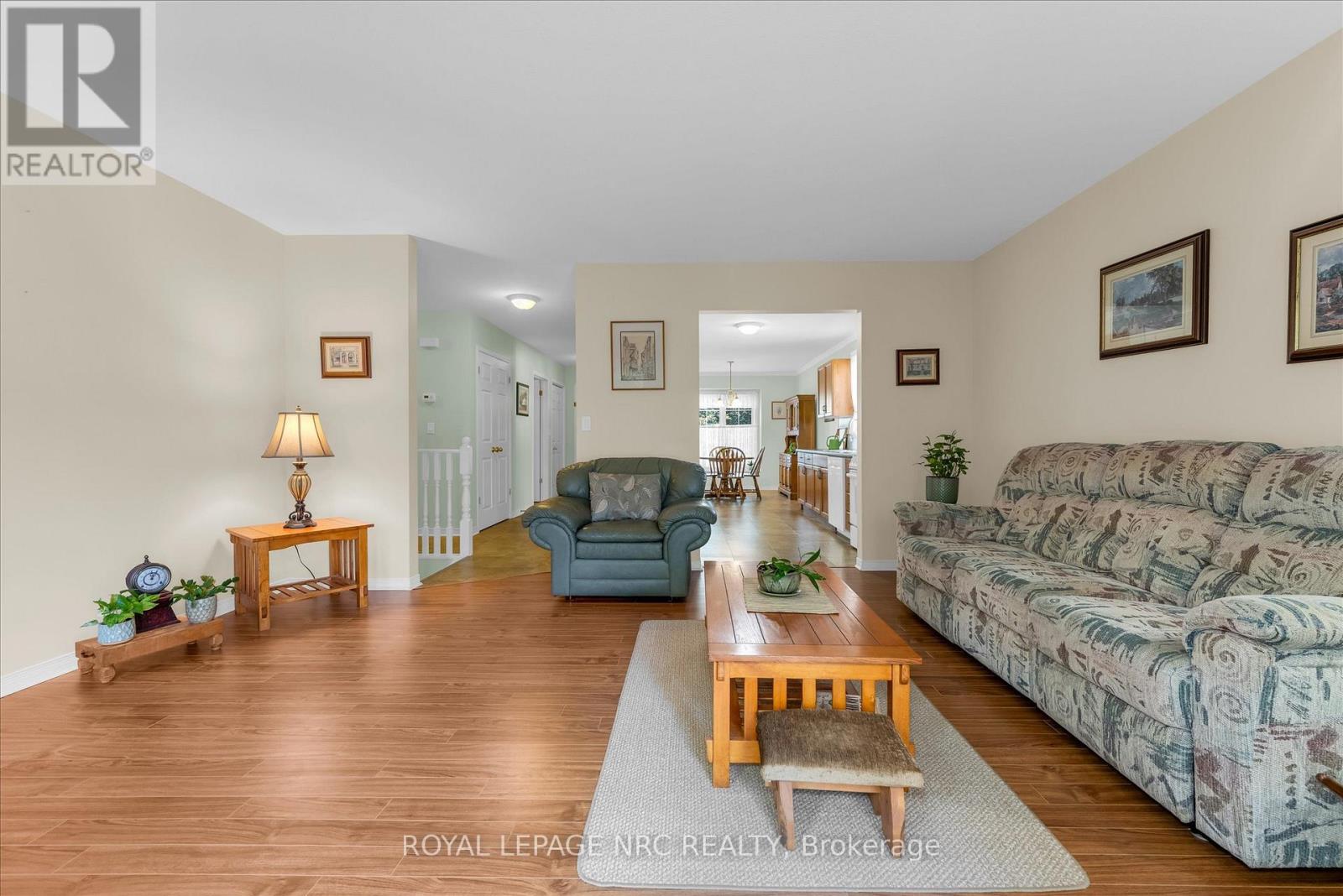 13 Tanner Drive, Pelham, Ontario  L0S 1E4 - Photo 14 - X12448073