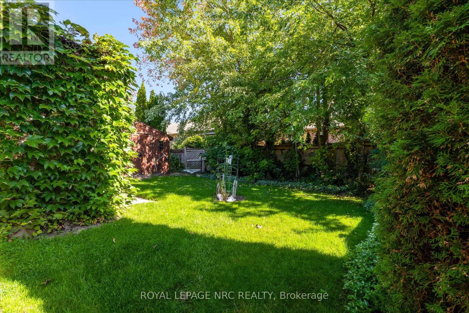 13 Tanner Drive, Pelham, Ontario  L0S 1E4 - Photo 36 - X12448073