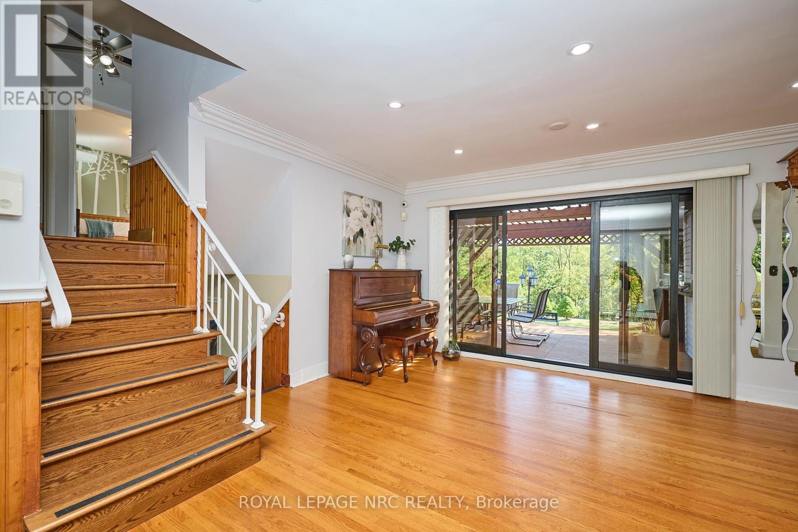 81 Riverview Boulevard, St. Catharines, Ontario  L2T 3L9 - Photo 24 - X12448078