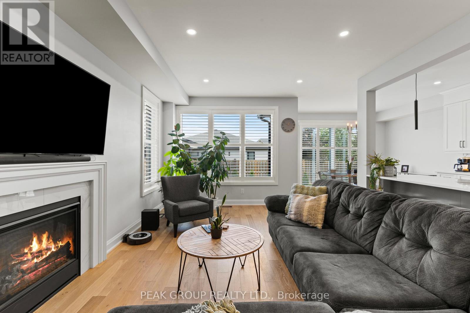 119 Susan Drive, Pelham, Ontario  L0S 1E6 - Photo 10 - X12448544