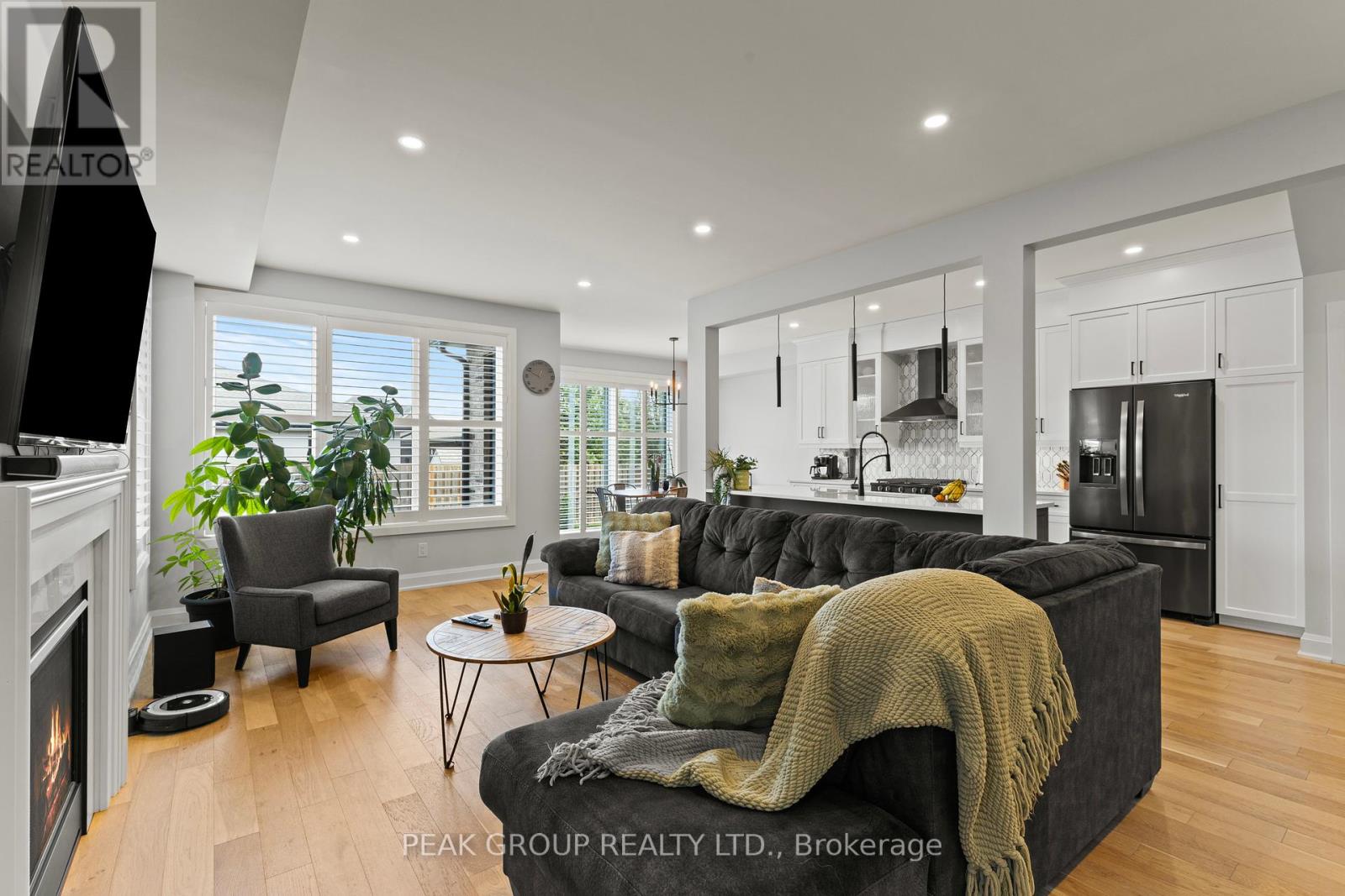 119 Susan Drive, Pelham, Ontario  L0S 1E6 - Photo 11 - X12448544