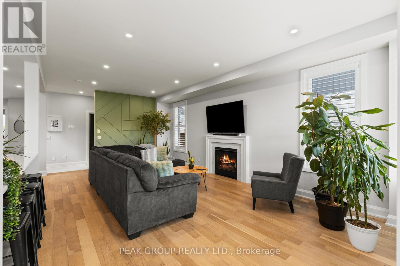 119 Susan Drive, Pelham, Ontario  L0S 1E6 - Photo 12 - X12448544