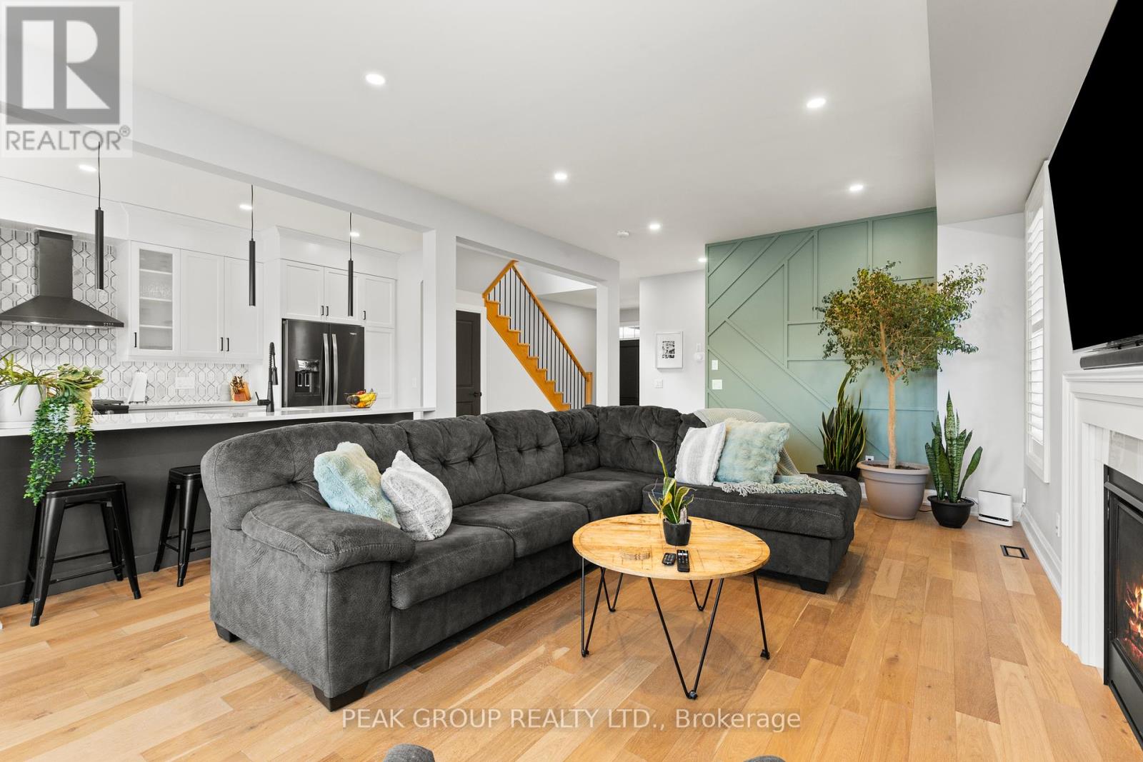 119 Susan Drive, Pelham, Ontario  L0S 1E6 - Photo 14 - X12448544