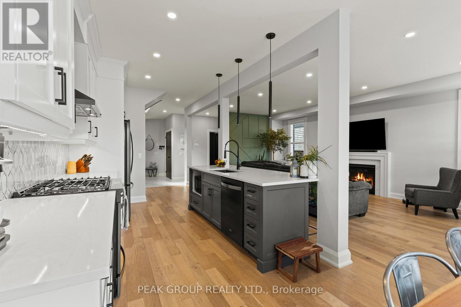 119 Susan Drive, Pelham, Ontario  L0S 1E6 - Photo 18 - X12448544