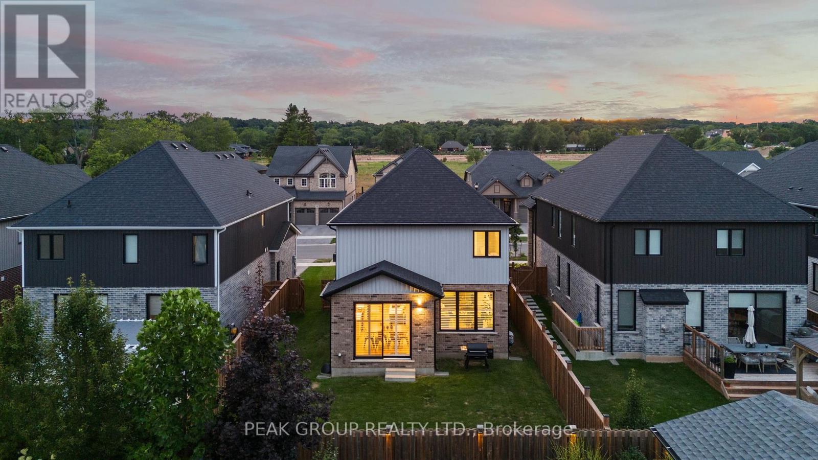 119 Susan Drive, Pelham, Ontario  L0S 1E6 - Photo 47 - X12448544