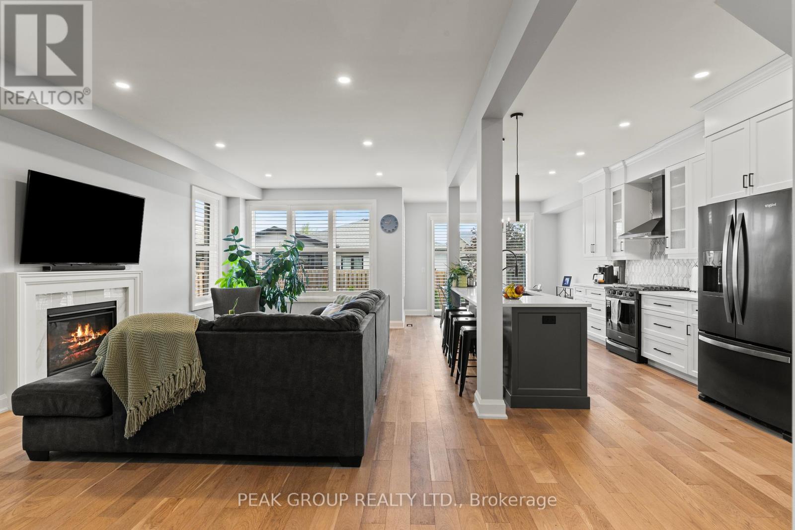 119 Susan Drive, Pelham, Ontario  L0S 1E6 - Photo 8 - X12448544