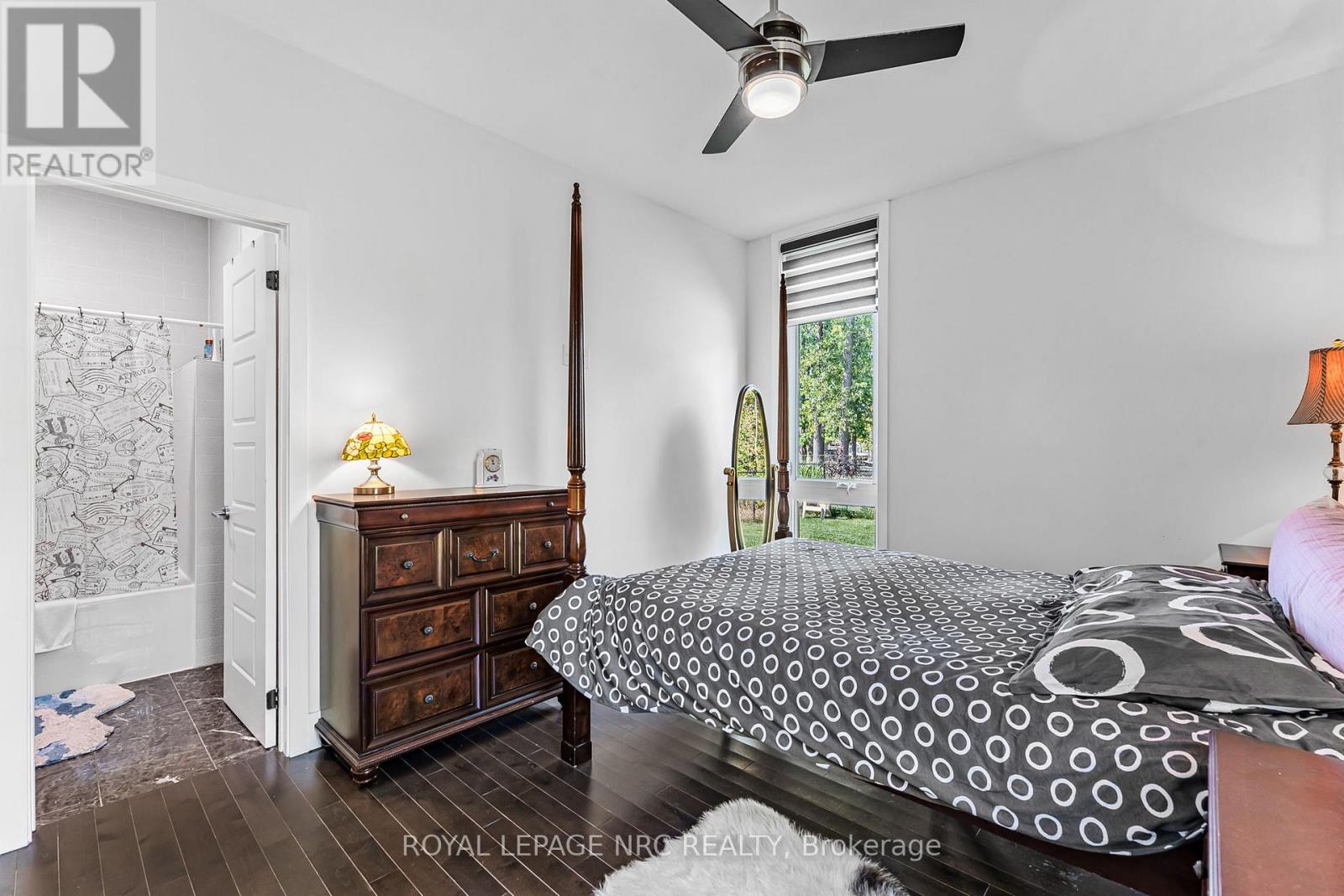 888 Edgemere Road, Fort Erie, Ontario  L2A 1A8 - Photo 21 - X12448663