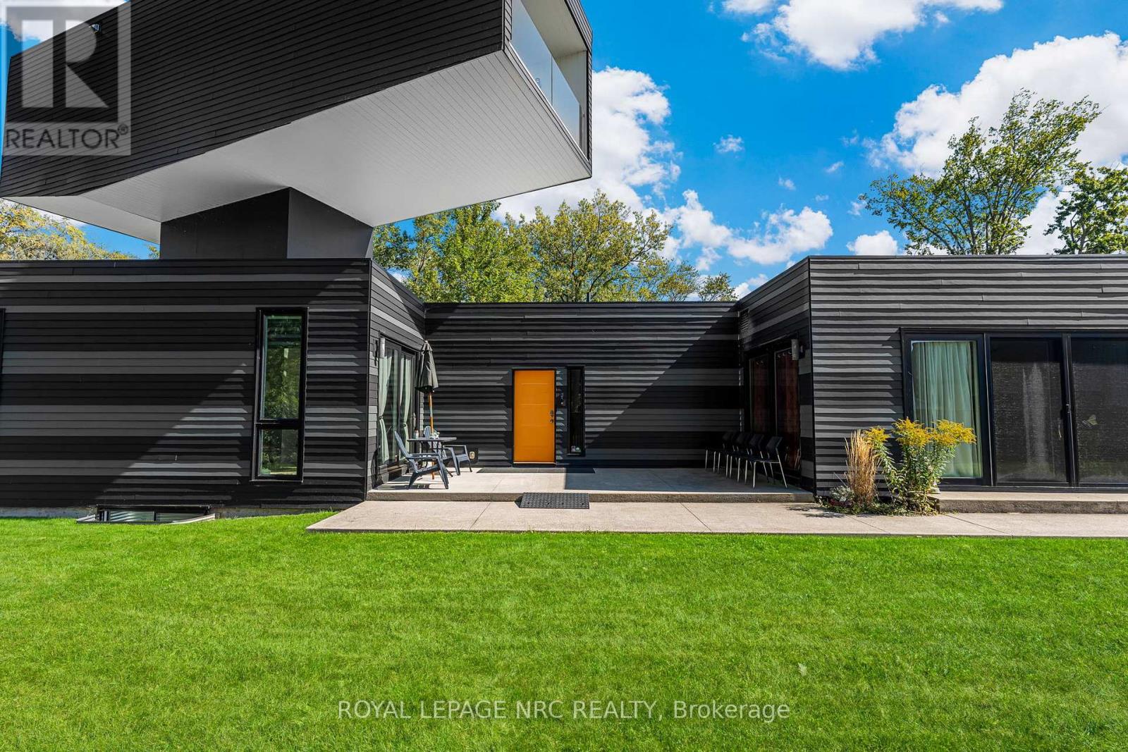 888 Edgemere Road, Fort Erie, Ontario  L2A 1A8 - Photo 41 - X12448663