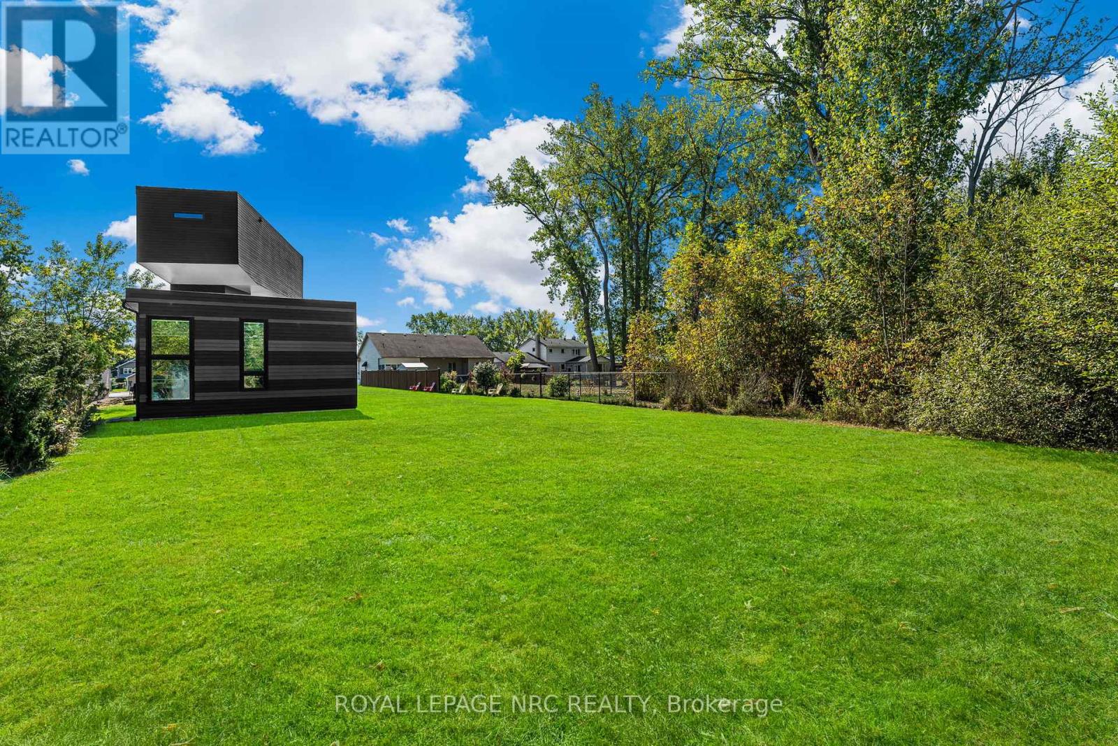 888 Edgemere Road, Fort Erie, Ontario  L2A 1A8 - Photo 43 - X12448663