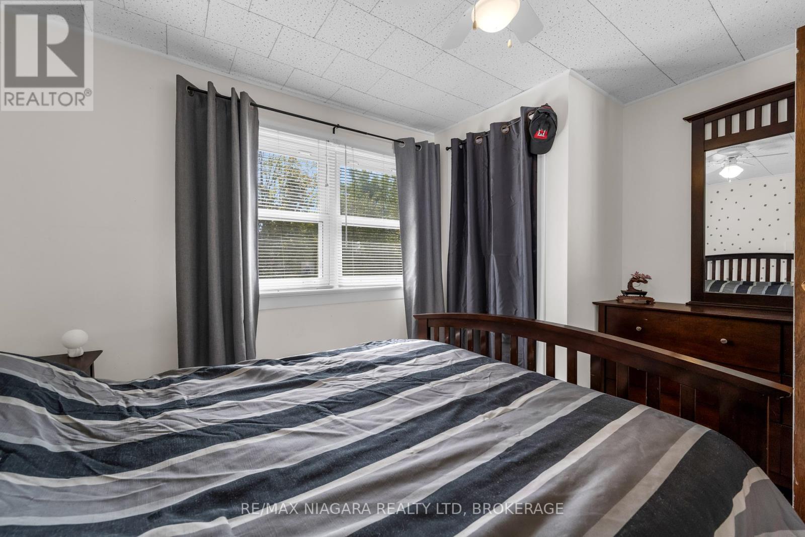 351 Crescent Road W, Fort Erie, Ontario  L2A 4P4 - Photo 23 - X12448845