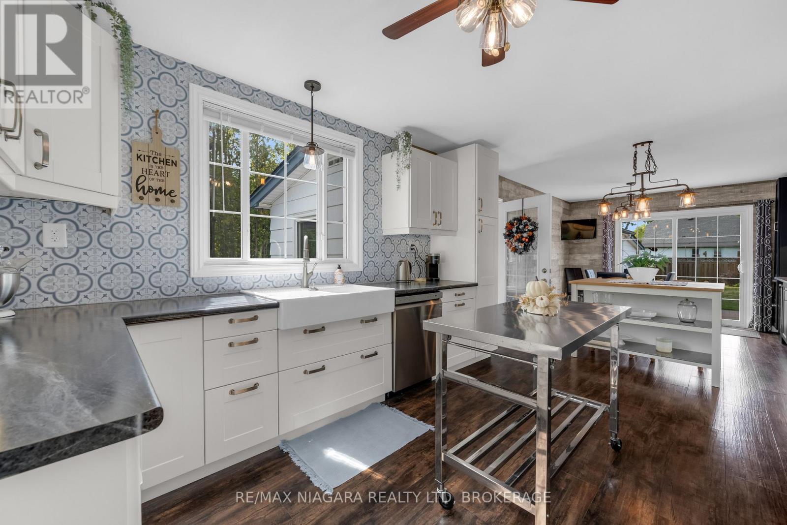 351 Crescent Road W, Fort Erie, Ontario  L2A 4P4 - Photo 9 - X12448845