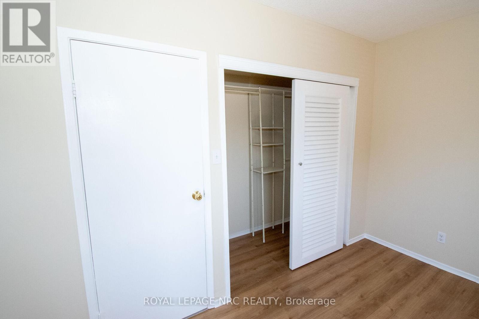 6561 Bellevue Street, Niagara Falls, Ontario  L2E 1Y9 - Photo 30 - X12448881