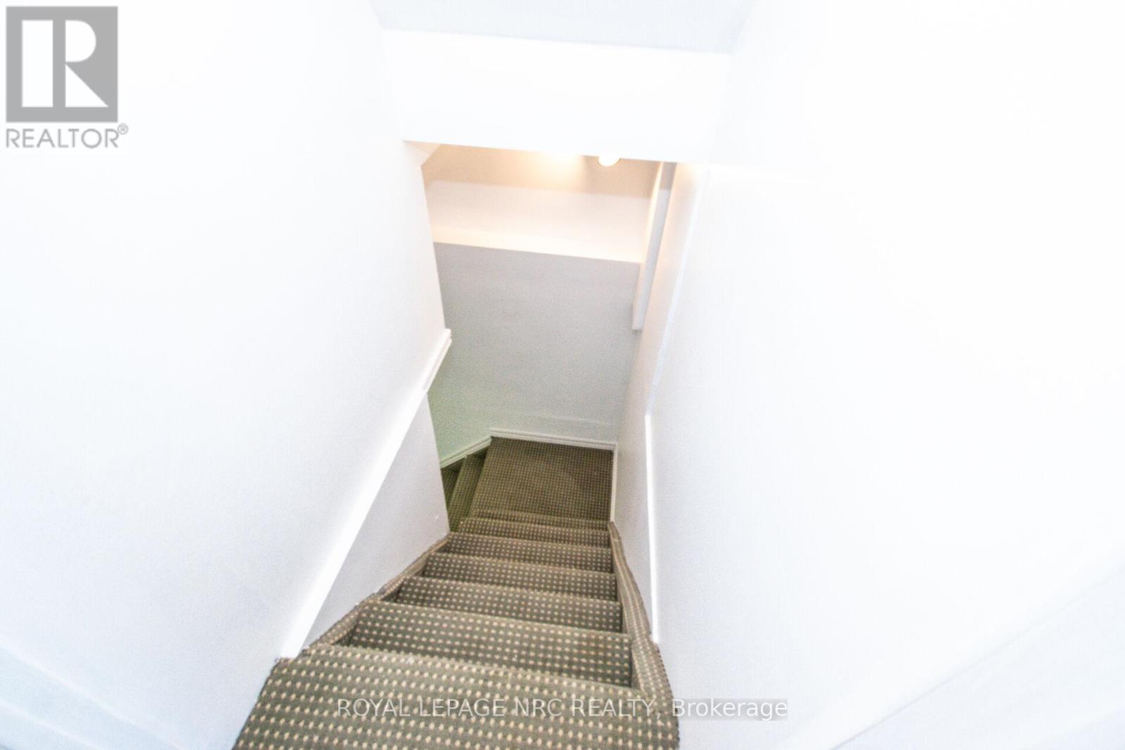 6561 Bellevue Street, Niagara Falls, Ontario  L2E 1Y9 - Photo 35 - X12448881