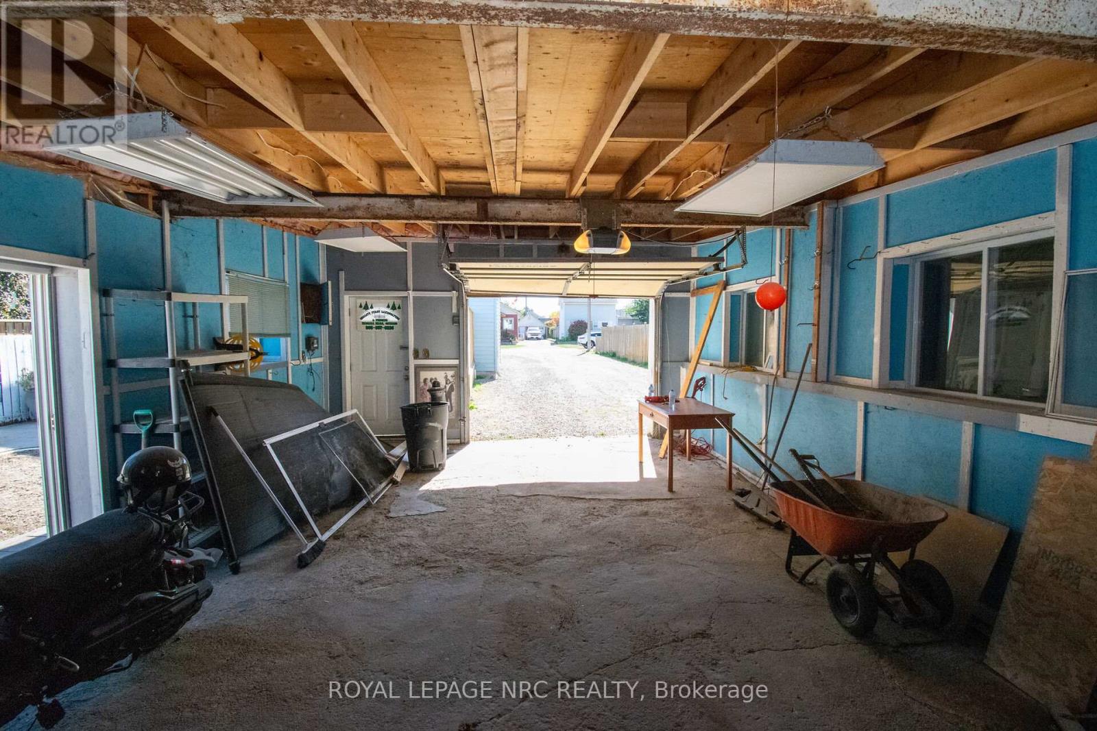 6561 Bellevue Street, Niagara Falls, Ontario  L2E 1Y9 - Photo 47 - X12448881