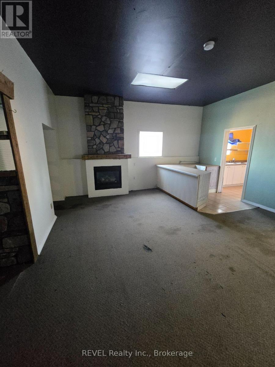 75 Manitoba Street, Bracebridge, Ontario  P1L 2B2 - Photo 14 - X12449617