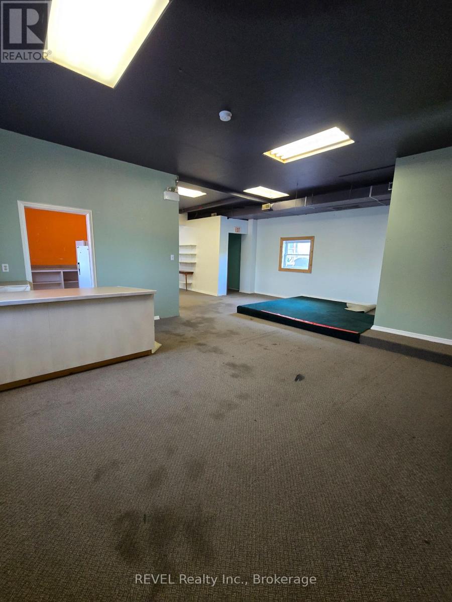 75 Manitoba Street, Bracebridge, Ontario  P1L 2B2 - Photo 15 - X12449617